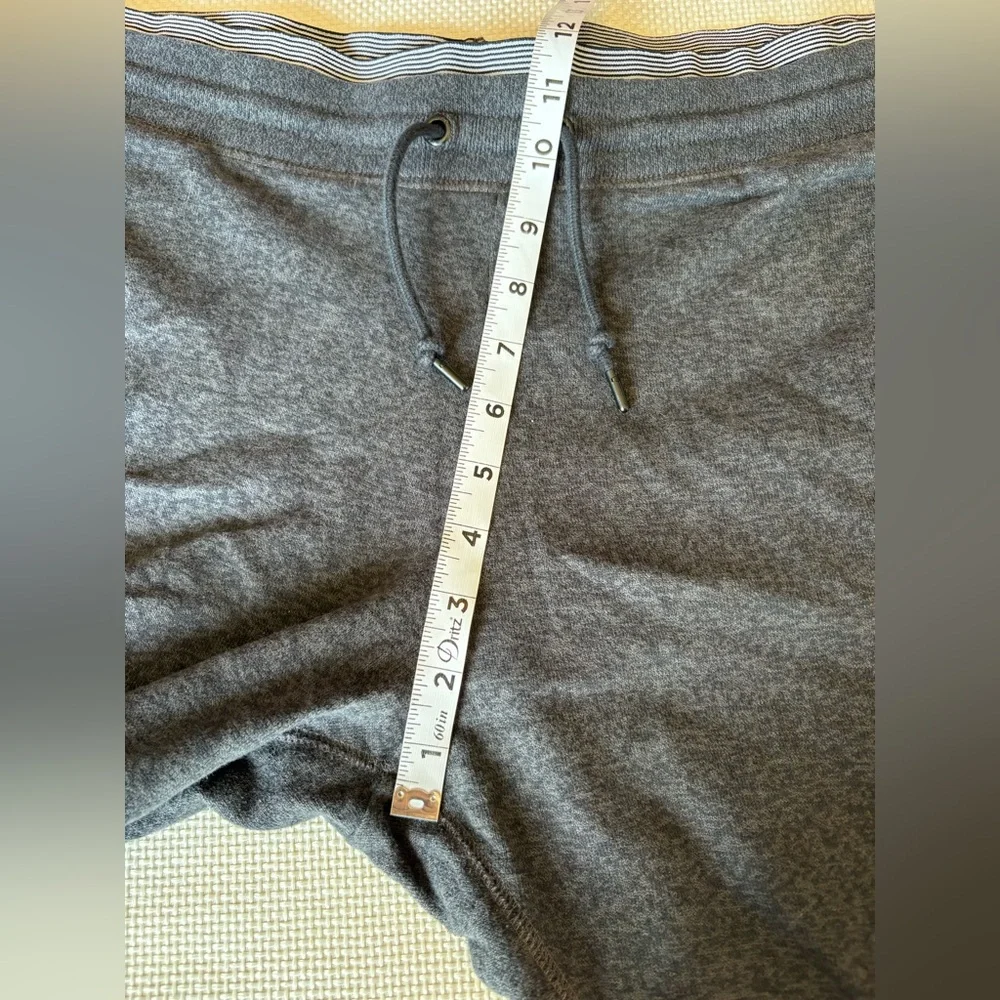 Nike Large Cotton Dark Grey SweatPants Elastic Waist Tapered Draw String Pockets